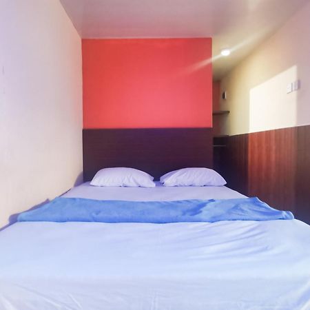 Hotel Container Inn Mitra Reddoorz Gadok Eksteriør bilde